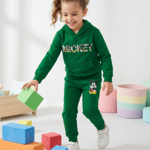 Lekki zielony komplet spodnie + bluza z myszką rozmiary od 6 do 10 lat